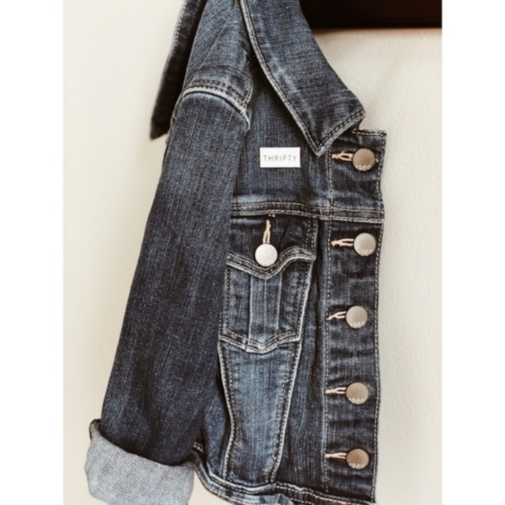 Thrifty • Posh Swag, Lapel Pin, Free Gift Idea 💡 - Picture 5 of 8